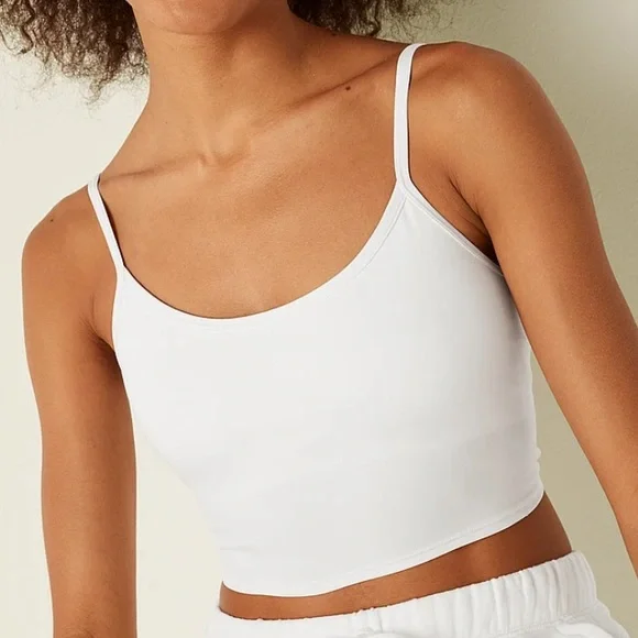 PINK Ultimate Lightly Lined Sports Crop - Picture 2 of 7